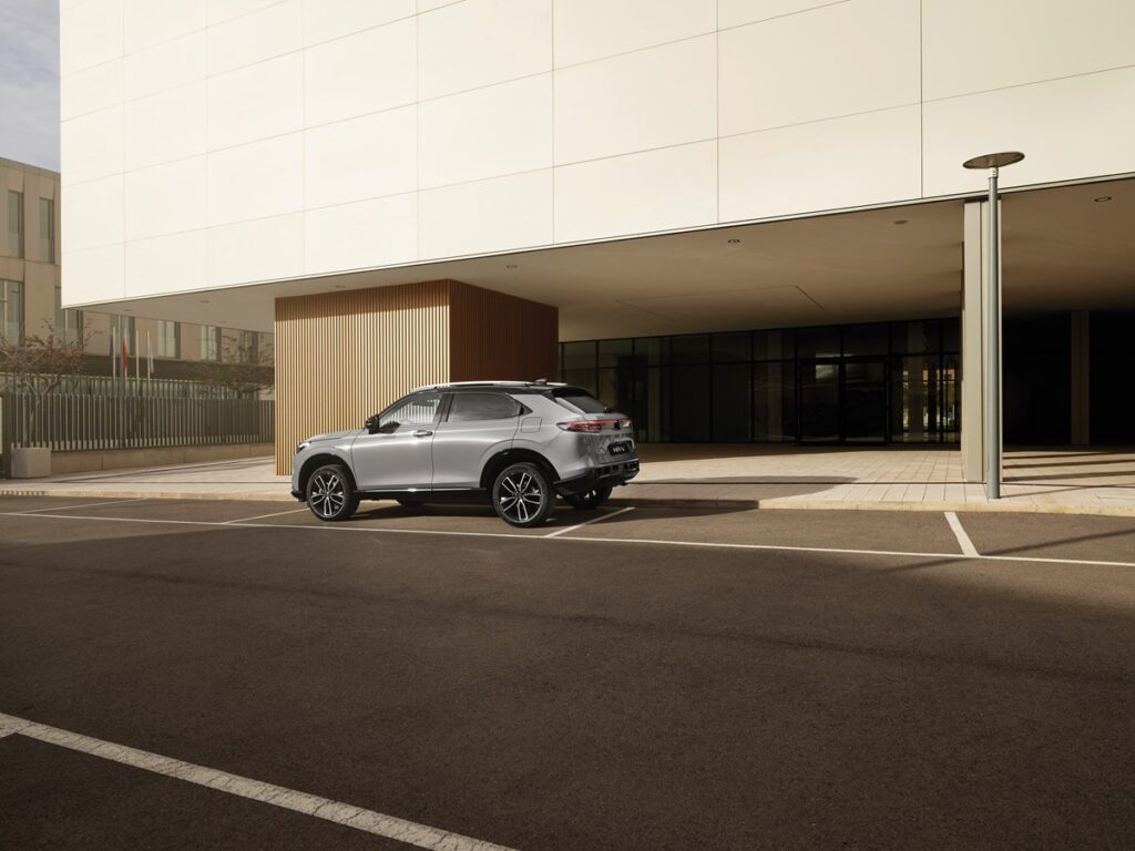 de 2025 honda hrv schuin van achter